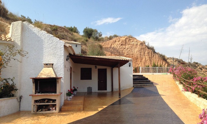 Abanilla Cabaña | Vive la experiencia de alojarte en una cueva