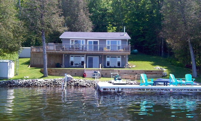 Selwyn Cabaña | Live your Best Life at the Lake
