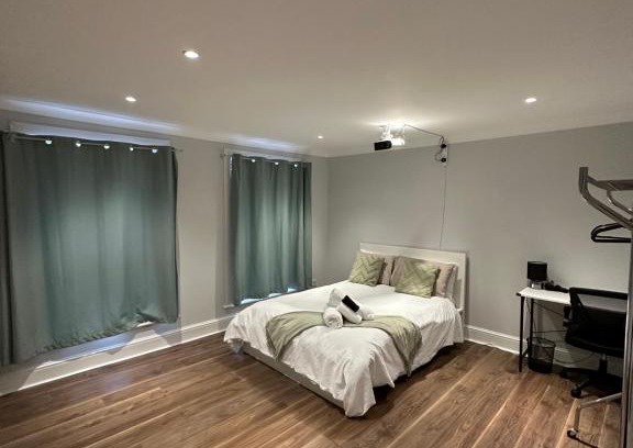 Weavers Casa | Liverpool Street Green Bedroom