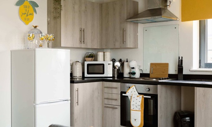 George Green Apartamento | Livestay Modern One Bed Apartment with Parking