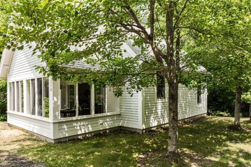 Summer Village Casa | Livin' Wells