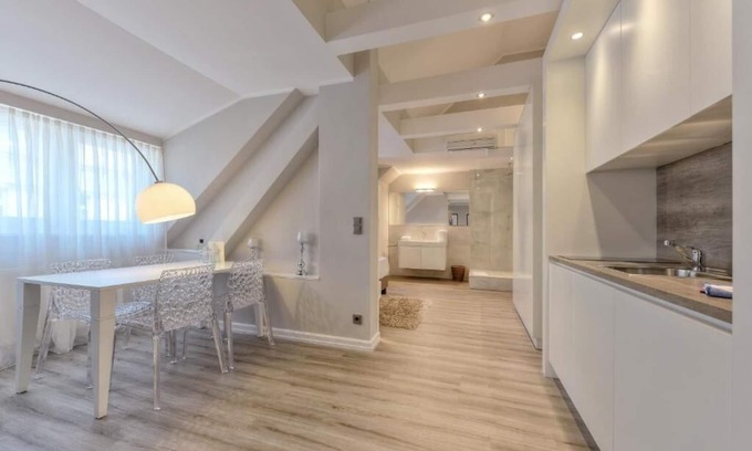 Karlstadt Apartamento | Living am Carlsplatz