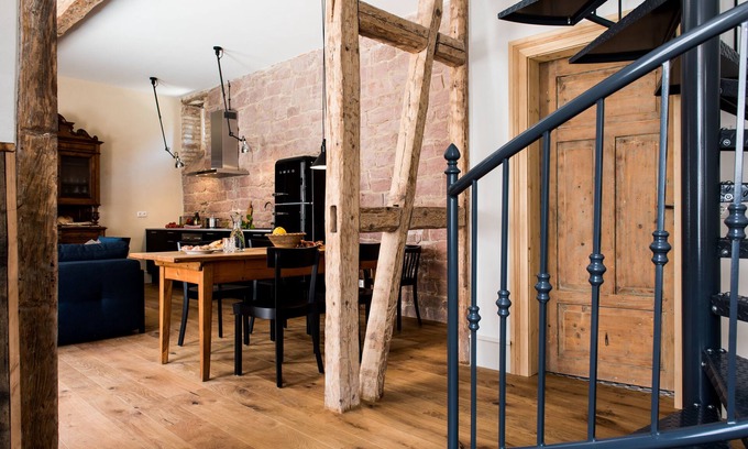 Lahr Casa | Living in a listed building, 2-floor apartment, high-quality furnishings