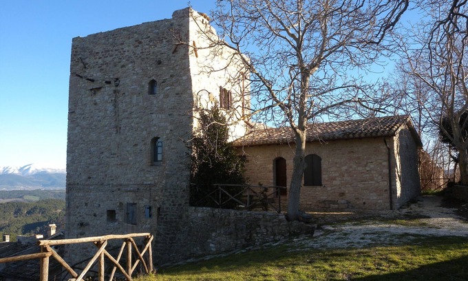 Morcicchia Otro | Vivir en Umbria en el antiguo castillo de Morcicchia