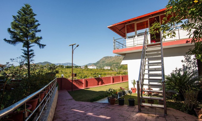 Naukuchiyatal Complejo | LivingStone Lake View Resort Deluxe room