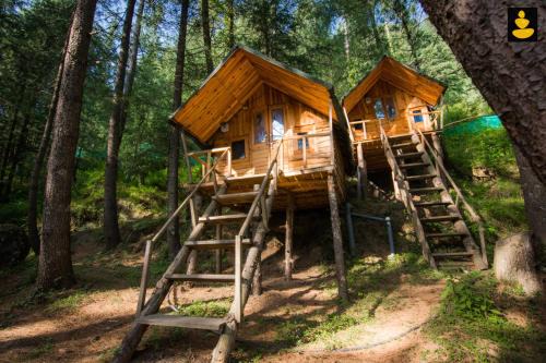 Kotkhai Chalet De Esquí | LivingStone Ojuven Treehouses