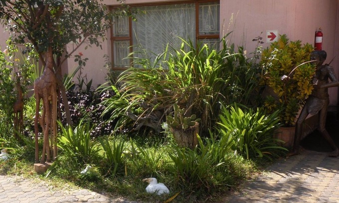Kasane Casa | Liya Guest Lodge