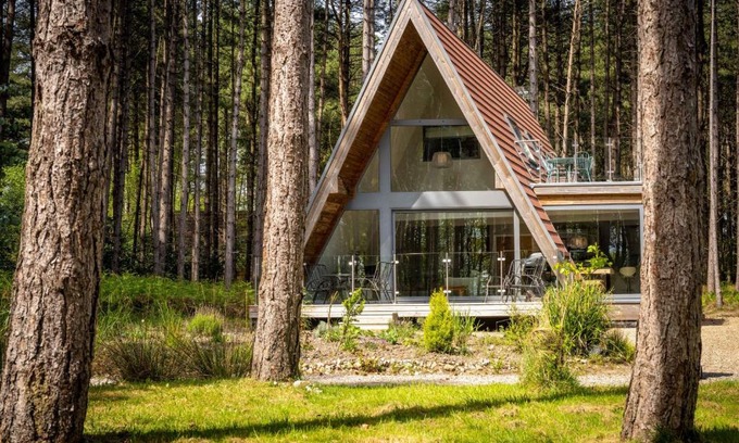 Weybourne Casa | Liz's Lodge by Big Skies Cottages