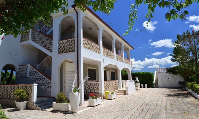 Taranto Villa | Lizzano: Casa / villa / chalet - Taranto