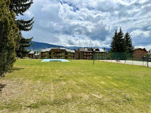 Llivia Apartamento | Llívia, Cerdaña, alojamiento con piscina y pista de tenis