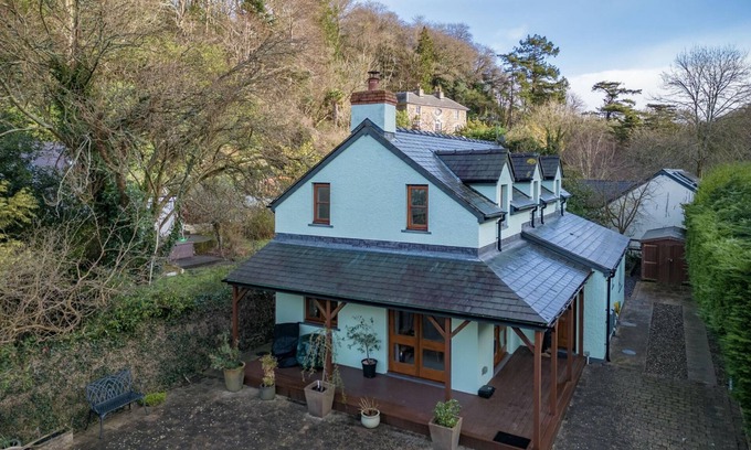 Fishguard Casa | Llais Afon - 3 Bedroom Holiday Home - Fishguard