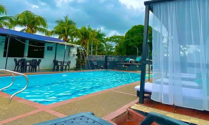 Villavicencio Hotel | Llano Dorado Hotel Campestre