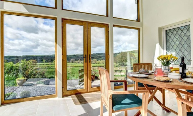 Llanwrda Casa | Llety'r Wennol in the beautiful Llanwrda
