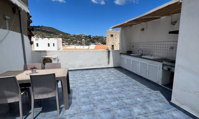 Lipari Historic Centre Condominio | LO NARDO ACCOMMODATION
