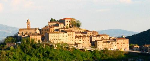 Pari Hotel | Locanda il Cacciatore