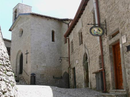 Fumone Casa | Locanda Il Falco Nero