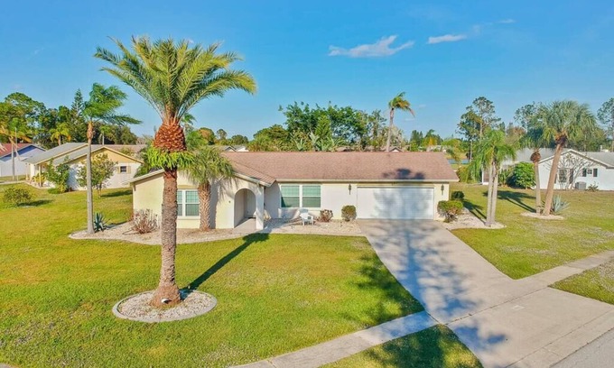 Gardens of Gulf Cove Casa | Located in an active community w/ heated pools, tennis courts and shuffleboard