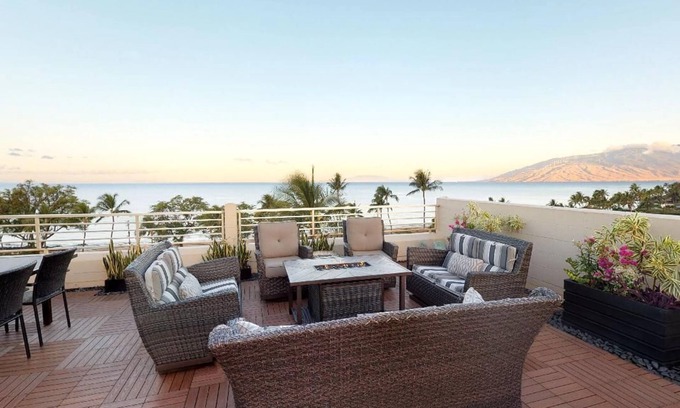 Kihei Condominio | Penthouse - Jacuzzi privado / Terraza privada en la azotea - ¡Vistas insuperables!