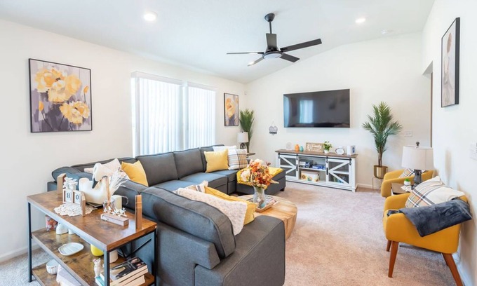 Northside Casa | Located in Sunny Jacksonville Fl a Family Community near Airport & Rivercity