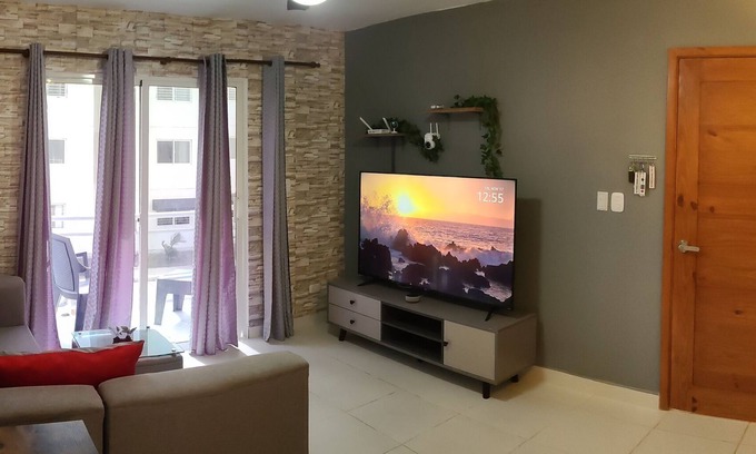 Los Frailes Apartamento | Located near Las Americas Airport, near supermarkets and restaurants.