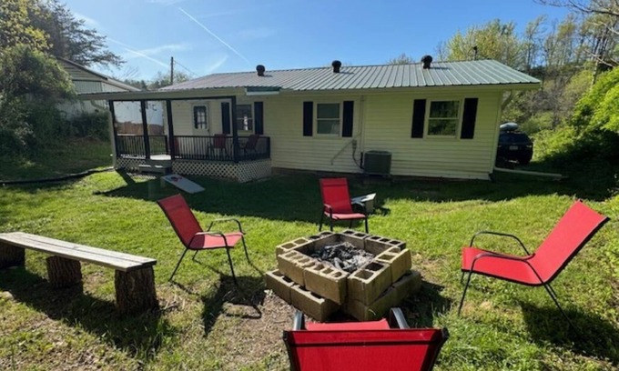 Campton Cabaña | Located near Skybridge!!