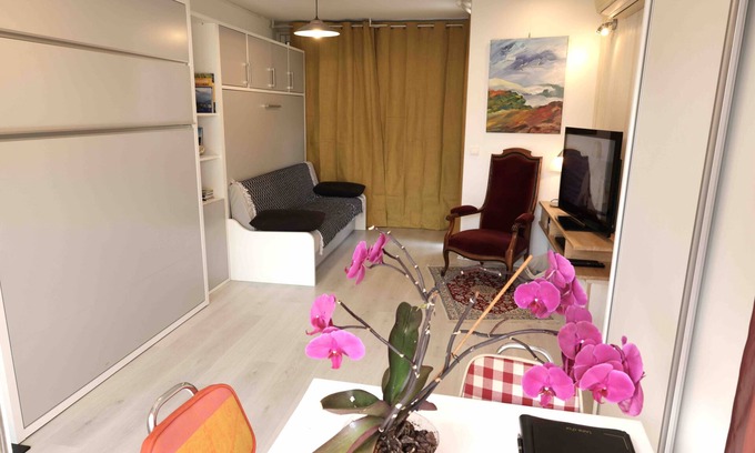 Agos-Vidalos Apartamento | Location Le VISCOS - Kitchen - Living room - Bedroom - Bathroom - SAUNA -