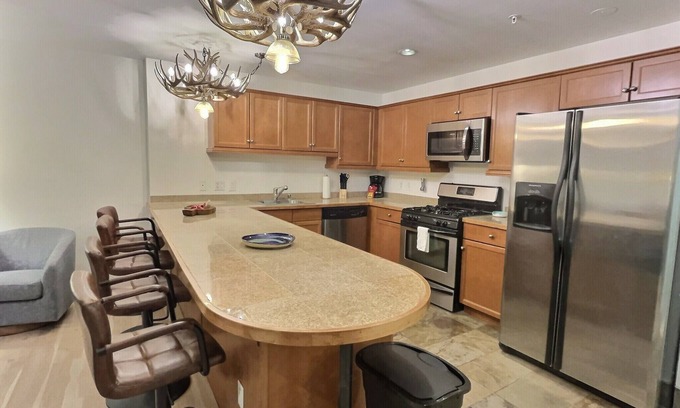 Taos Ski Valley Condominio | Location Location and Charm