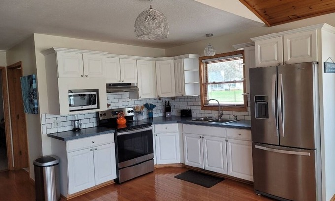 East Jordan Casa | Location! Location! Location!