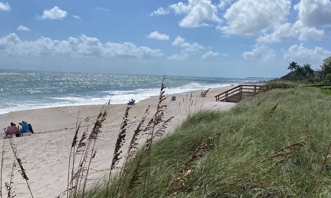 Central Beach Condominio | Location Location Location!! Steps to the beautiful beach and village!
