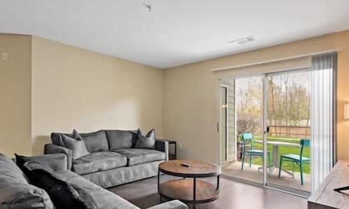 Herndon Apartamento | Location | Luxury | Prime | Suburban | Boutique