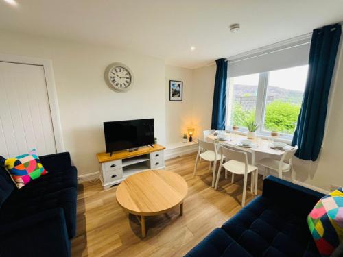 Fort William City Centre Casa | Loch Linnhe Lookout