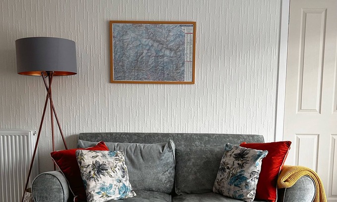 East Lewiston Casa | Loch Ness Home ~Drumnadrochit Village 🌟~2 Bedrooms 🌟~Dog Friendly