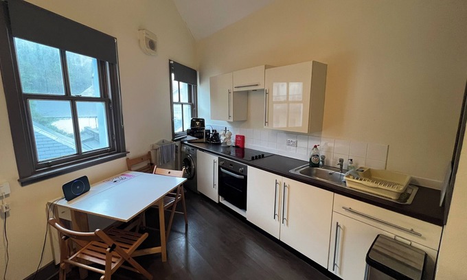 Tobermory Cabaña | Lochinvar Cottage - less than a minute from Tobermory's Main Street