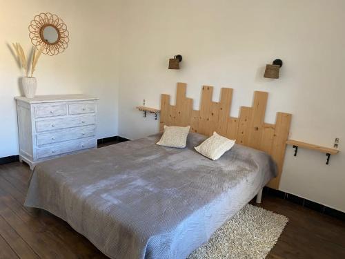 Ferrals-les-Corbieres Casa | Loctroi, Village house with patio