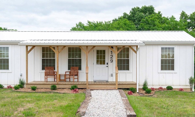 Williamstown Cabina | Lodge 129 at Eden Reserve—Safari Cabin Near Ark