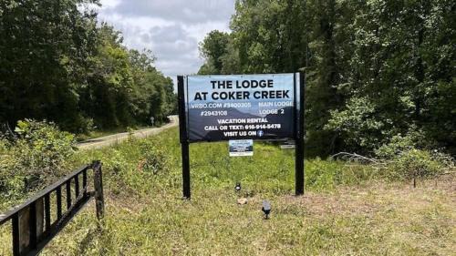 Tellico Plains Casa | Lodge 2