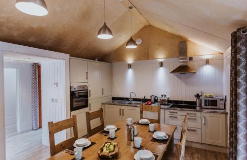 Corfe Casa | Lodge 8