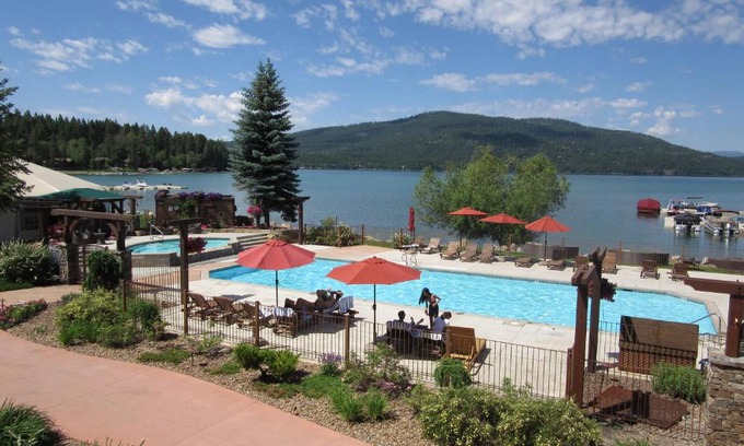 Whitefish Cabina | Lodge at Whitefish Lake