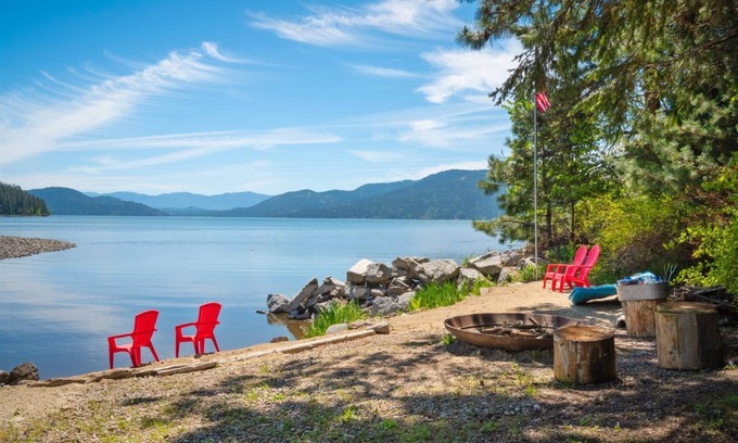 Ponder Point Casa | Lago perfecto hogar con muelle privado y elevador de botes. Ideal para familias.