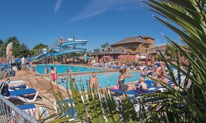 Dawlish Cabina | 3 bedroom accommodation in Dawlish