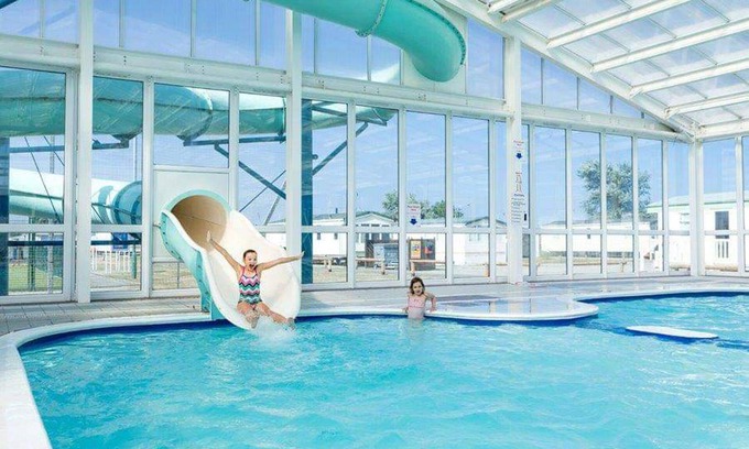 Clacton-on-Sea Casa | St Osyth New Holiday Home