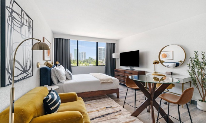 Greenway Plaza-Upper Kirby Apartamento | Lodgeur | Sleek studio near Galleria | Upper Kirby