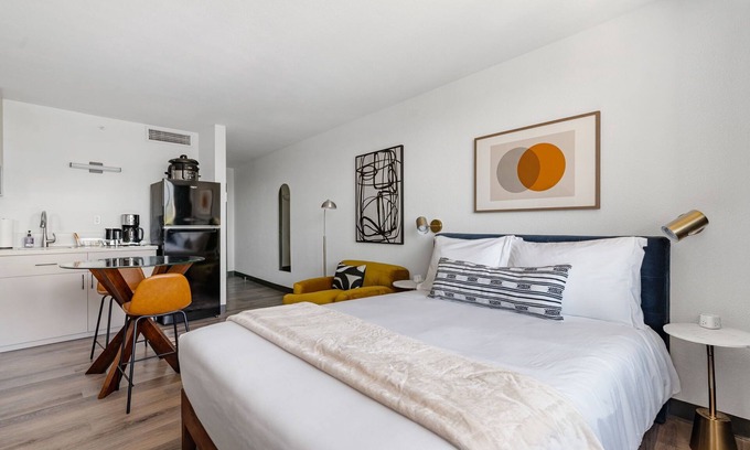 Greenway Plaza-Upper Kirby Apartamento | Lodgeur | Studio for work & rest | Upper Kirby