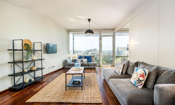 Sant Adria de Besos Apartamento | Lodging Apartments Forum Llull