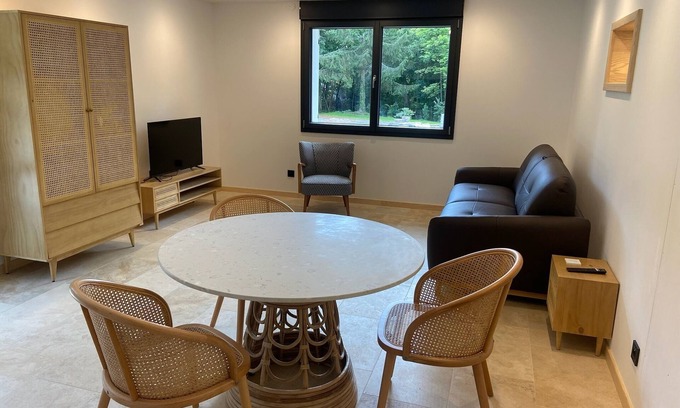 Rambervillers Casa | Lodging in a garden near Fraispertuis City Park.