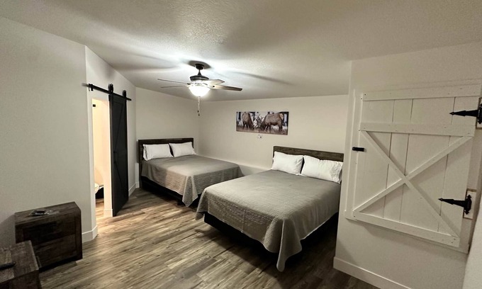 Mound City Apartamento | Loess Hills Lodge - Room 8