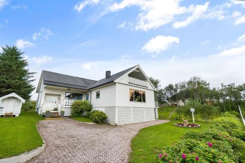 Leknes Apartamento | Lofoten Apartment 01