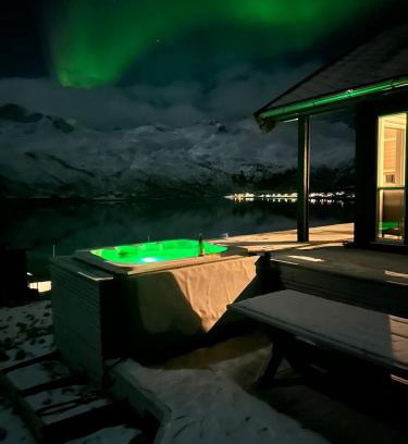 Austvagoy Casa | Lofoten, Geitgaljen lodge