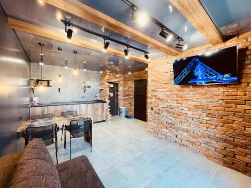 Dnipro Apartamento | LOFT в RIVER PARK з джакузі