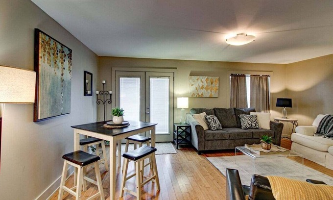Clarksville Condominio | Loft #106 (540 N 2nd St)